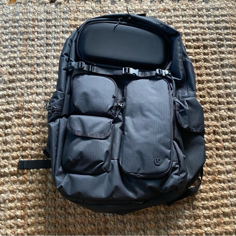 NWT Lululemon Cruiser Backpack - 28L